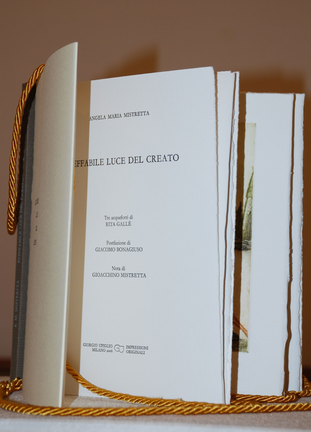 Upiglio-045-libro-d'artista-Ineffabile-luce-del-creato-poesie-di-A.M.-Mistretta-acqueforti-di-R